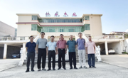 院长廖忠明带队到大余县访企拓岗